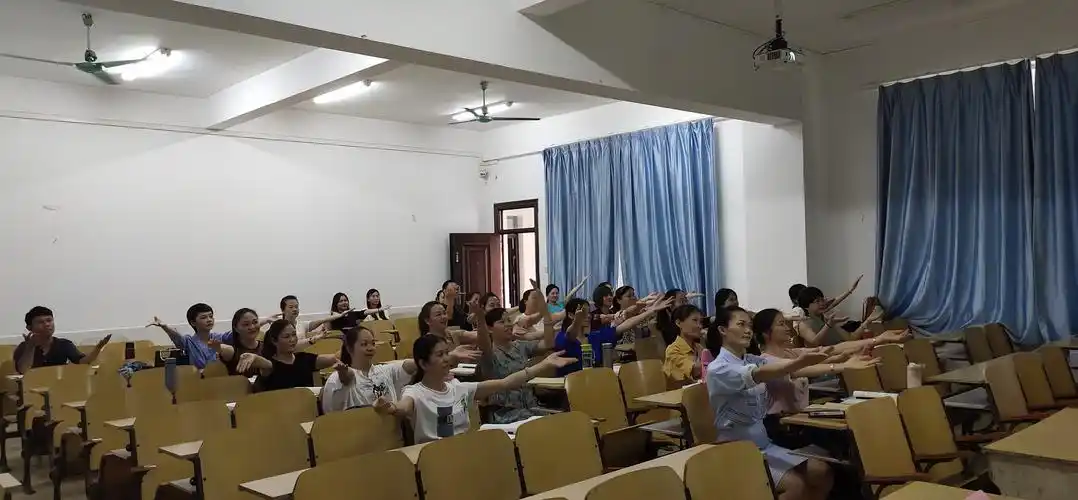 创新音乐教学 —— 海南省中小学薄弱学科(小学音乐)教师培训项目