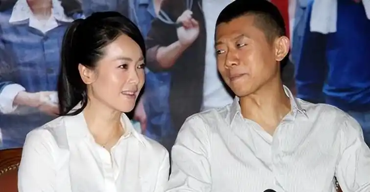 回顾桃色女王左小青她的清醒扯下了多少明星的遮羞布