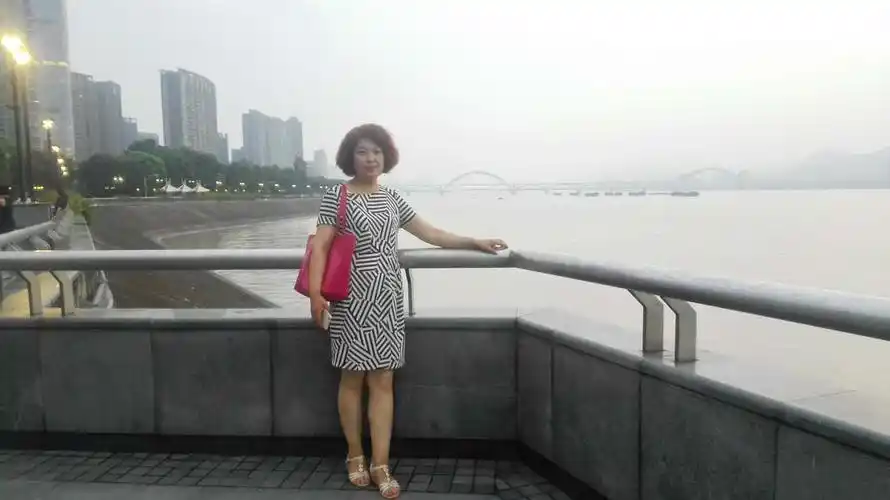 帮大姐找个合适的人相伴到老年龄40-50