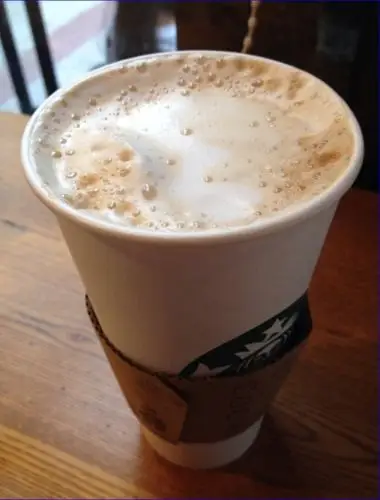 香草拿铁咖啡 - 公园前的星巴克咖啡