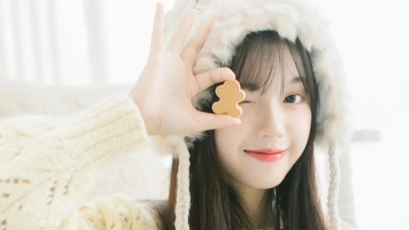 白嫩可爱小姐姐清新甜美桌面壁纸