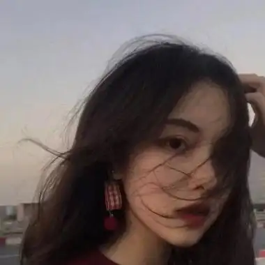 头像真人女冷酷高清好看的女生头像冷酷高冷图片