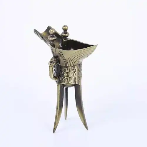 5成交0个仿古青铜秦始皇乾隆三角大号杯古代金属爵杯白酒杯道具厂家