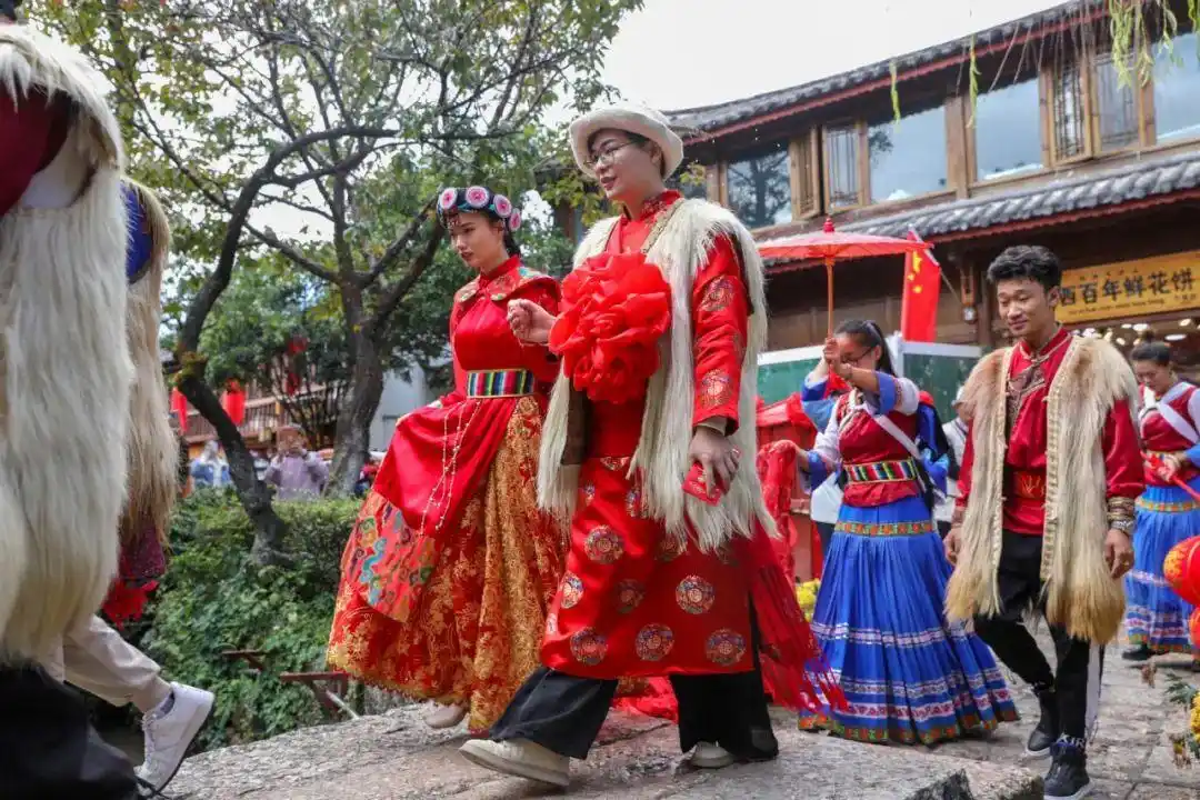 祝福隔空表白的援鄂护士在丽江举办婚礼
