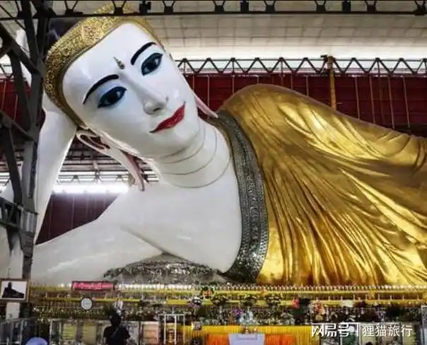 全球最吓人的佛像即便躺在山上胆小游客害怕和其对视