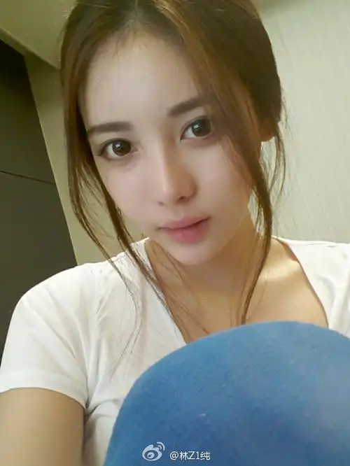 时尚小清新美女真实的素颜私房照