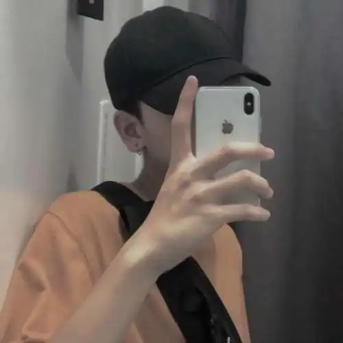 帅气自拍的男生头像手机遮脸霸气图片