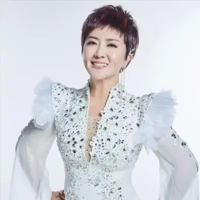 歌手格格火苗,内蒙古_大山谷图库