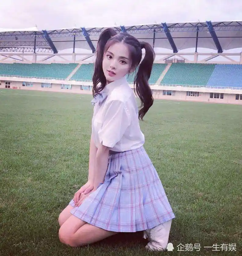 杨超越双马尾合集,青春无敌少女feel满满大眼水灵电力十足