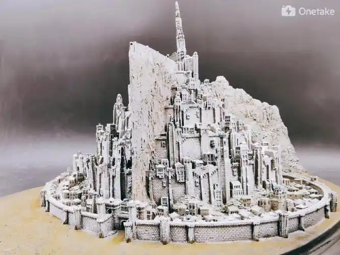 魔戒刚铎首都圣白城米那斯提力斯摆件