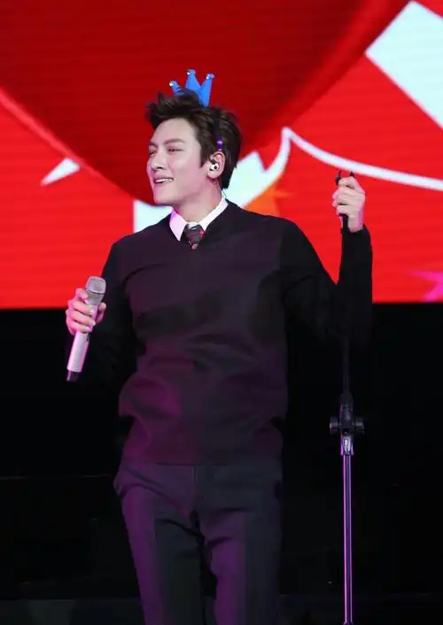 小池 池昌旭 国民美男子 重庆演唱会