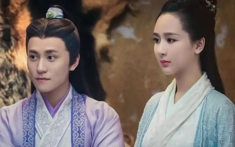 秦俊杰x杨紫曾书书x陆雪琪爱着你的我今天长这样