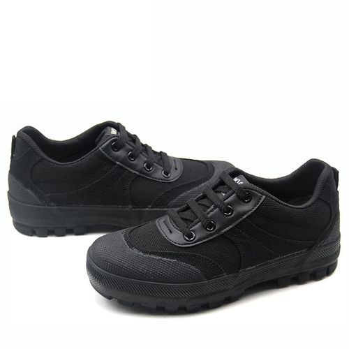 3537战鹰迷彩耐磨防臭透气劳保鞋