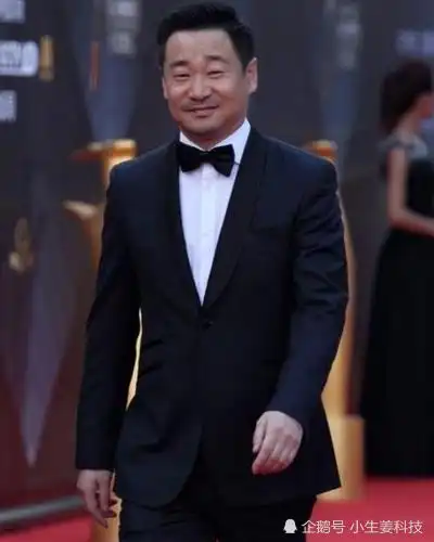 小眼睛影帝当配角20年默默无闻,教科书式演技惹人信服