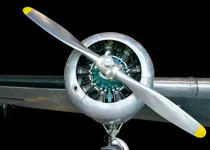 飞机螺旋桨照片