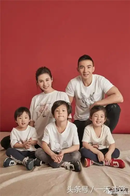 刘畊宏妻子自曝曾患8颗子宫肌瘤,网友:小泡芙的妈妈真伟大