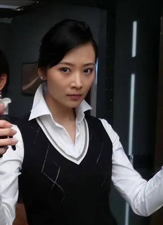 她长得美,气质好,与"丑闻"男友生子不离不弃,40岁靠实力翻红