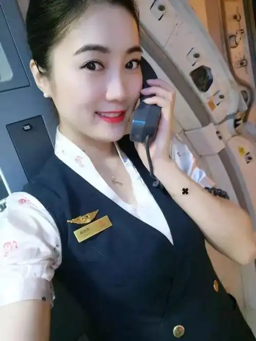 在西航启梦西航圆梦蓝天西航精品专业空中乘务专业全解析