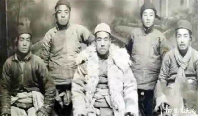 东北女匪驼龙真容:确实漂亮,张学良都想一睹芳容,24岁被枪决