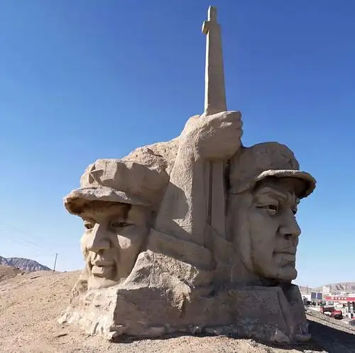 星星峡西路军纪念碑(2018.10.27.15:50)