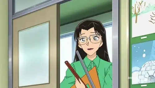 是"朗姆"or"浅香"?若狭留美打晕安室透,夺回将棋,嫌疑加重