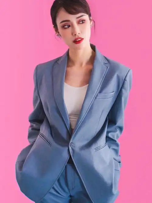 本命年35岁未婚未育活得任然是个少女