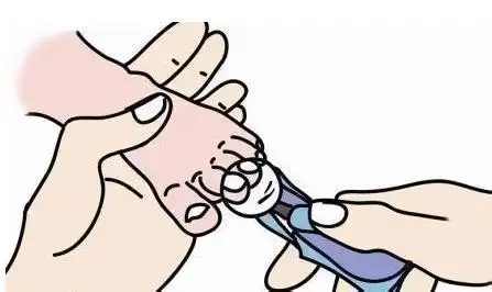 勤剪指甲———讲卫生