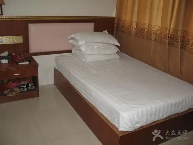 标准单人房_华雅宾馆