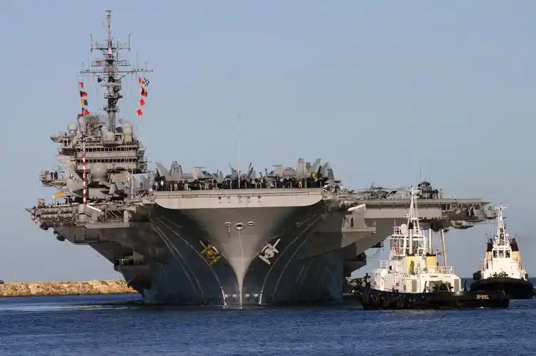 004航母甲板设计图曝光,完美解决003航母缺陷,舰身增长18米