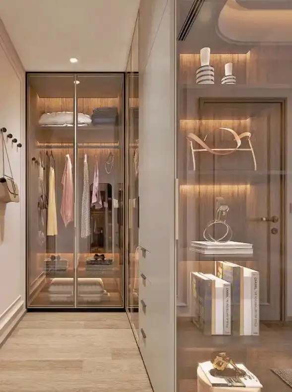 主卧 衣帽间设计.在主卧里隔一米5的宽度做一个开放式的小衣帽 - 抖音