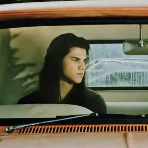 从阳光漂亮的男孩成长为温暖可靠的男人,而且真的越成熟越帅#暮光之城