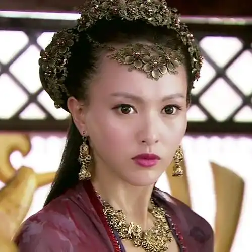 《轩辕剑之天之痕》中唐嫣造型美若天仙,就连在魔界也很美!