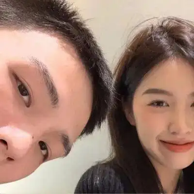 高质量精致温馨的甜美情侣头像真人 甜蜜男女小情侣专用微信情头_情侣