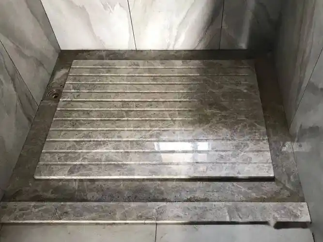 淋浴间大理石拉槽这么设计排水快20倍