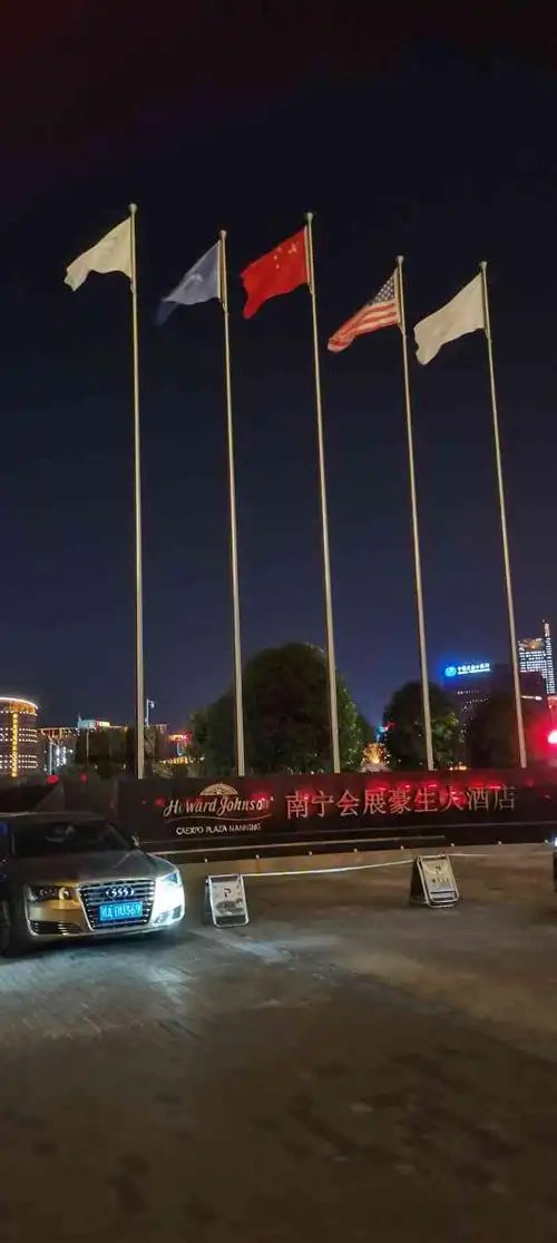 南宁会展豪生大酒店·自助餐厅-"年底团购的券,价格很优惠,性价比不错