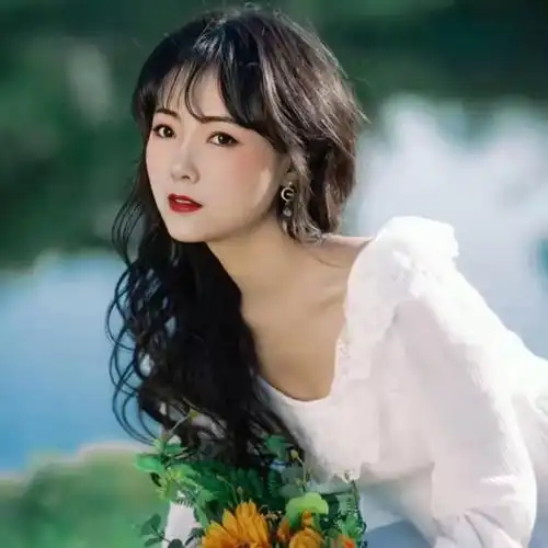 心上人走过的感觉_杨语莲_高音质在线试听_心上人走过的感觉歌词|歌曲