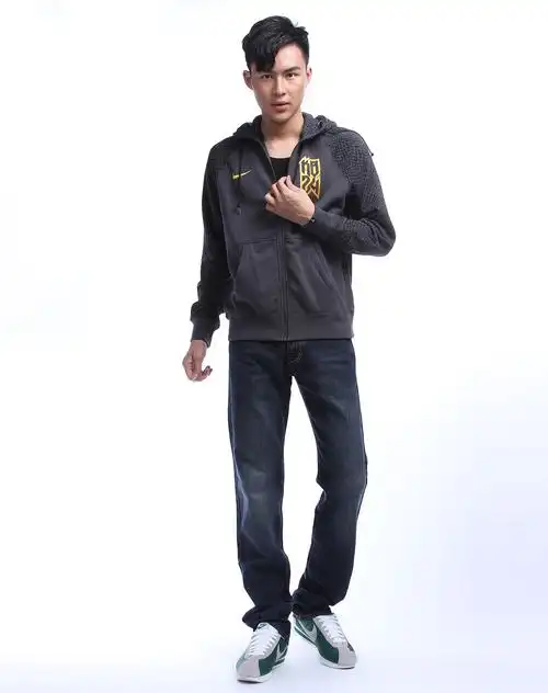 耐克nike男装专场-男款灰/黑色时尚长袖针织茄克