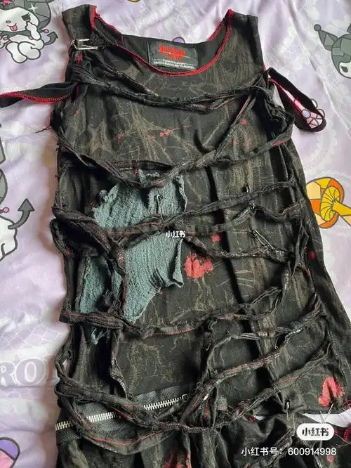 求一件破破烂烂的娃衣