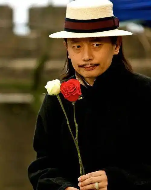 只有他曾压过葛优_电视剧_陈道明_小人物