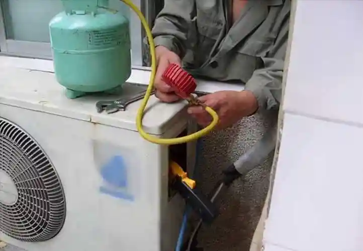 重庆志高空调加氟方法(空调加氟的正确方法)