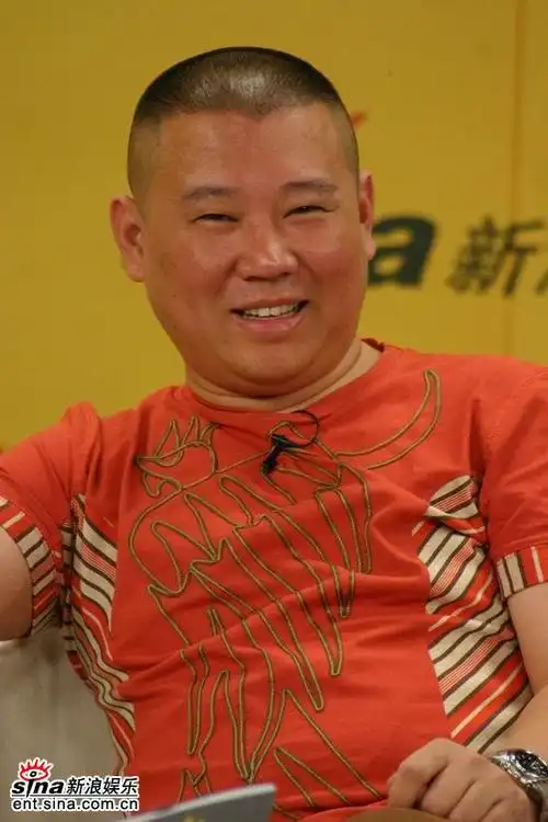 郭德纲自拍"成长历程" 《相声演义》天津开机