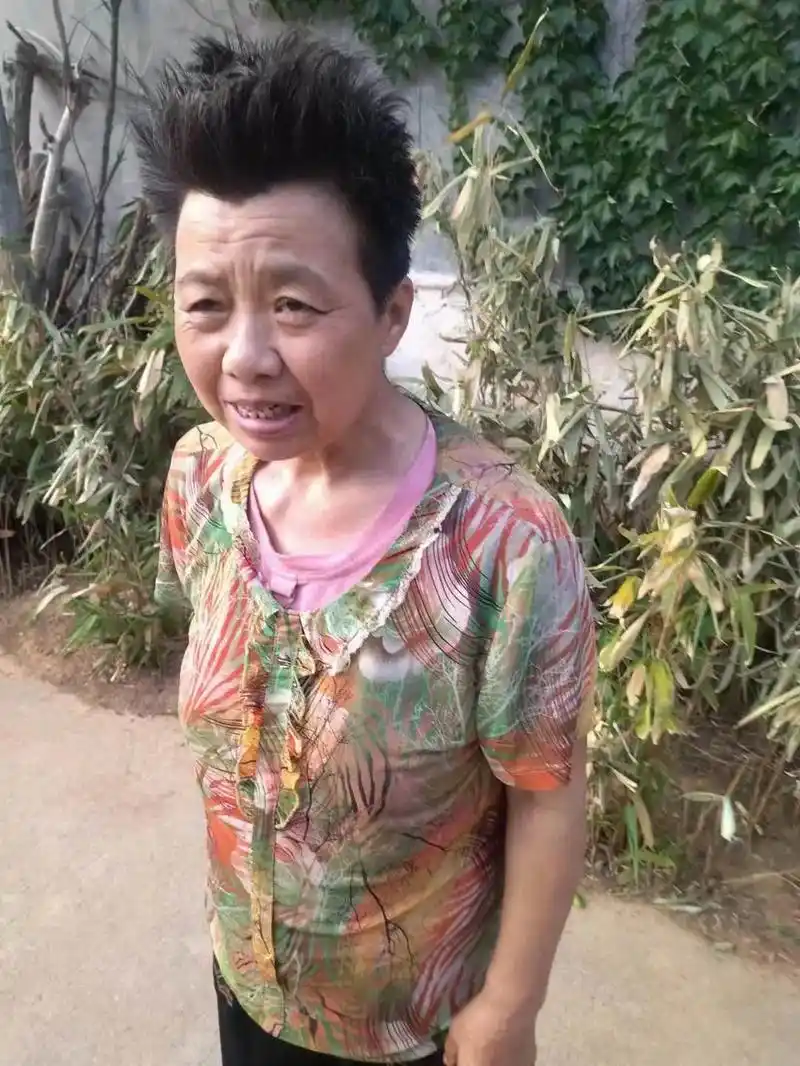 寻人启事! 何村乡吕岭村八里滩 李金发妻子朱六梅因 - 抖音