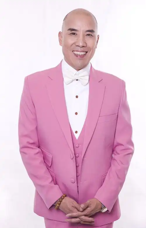 白军选:集演员,笑星,戏曲家于一身的河南赵本山