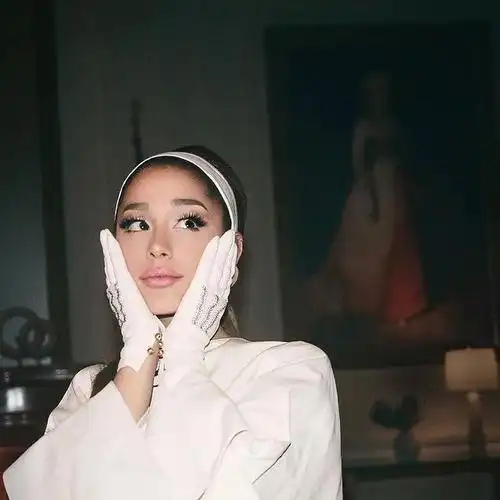 贡品你们要的a妹各方面都是a的女人