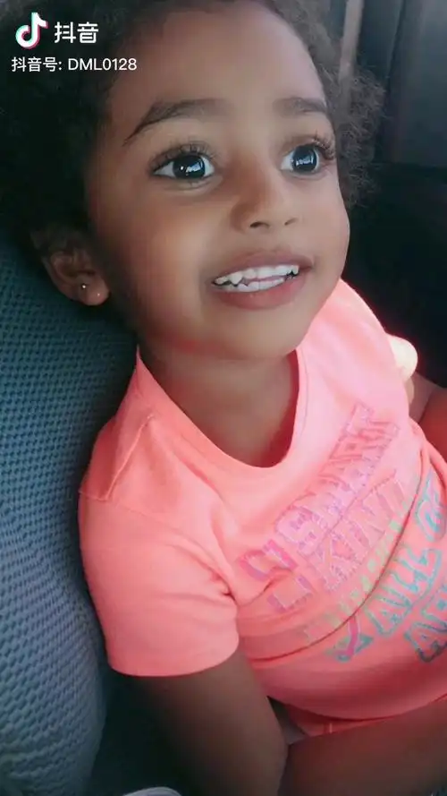 这是我在抖音看到最漂亮的中非混血儿!