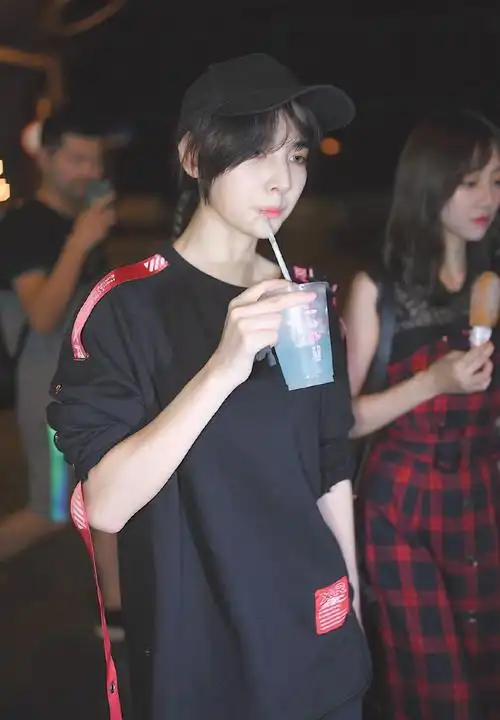 为帅哥赵粤激情开帖!