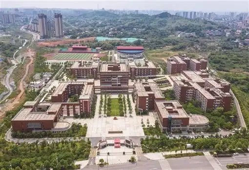 邵阳市第一中学全景. 通讯员 摄