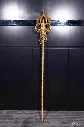 铜鎏金大日如来法杖