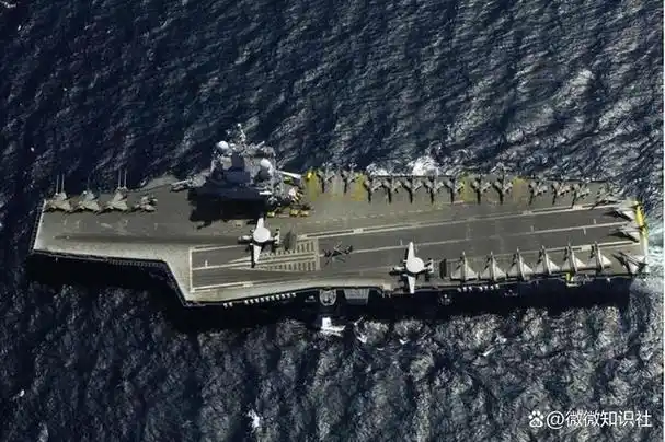 中国的004型航母破土动工,这一消息在全球军事领域引起了广泛关注和