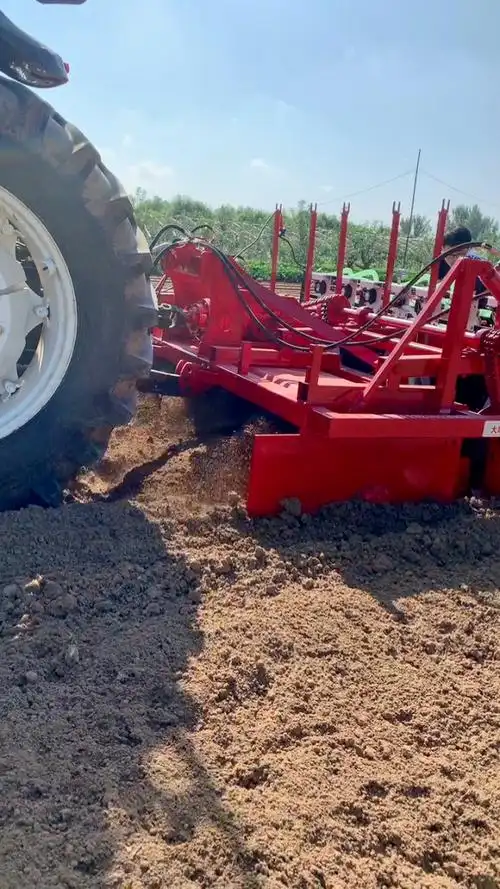 旋耕起垄滴灌气播一体机